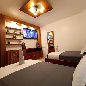 https://el-arco-de-darwin.puertoayorahotels.com