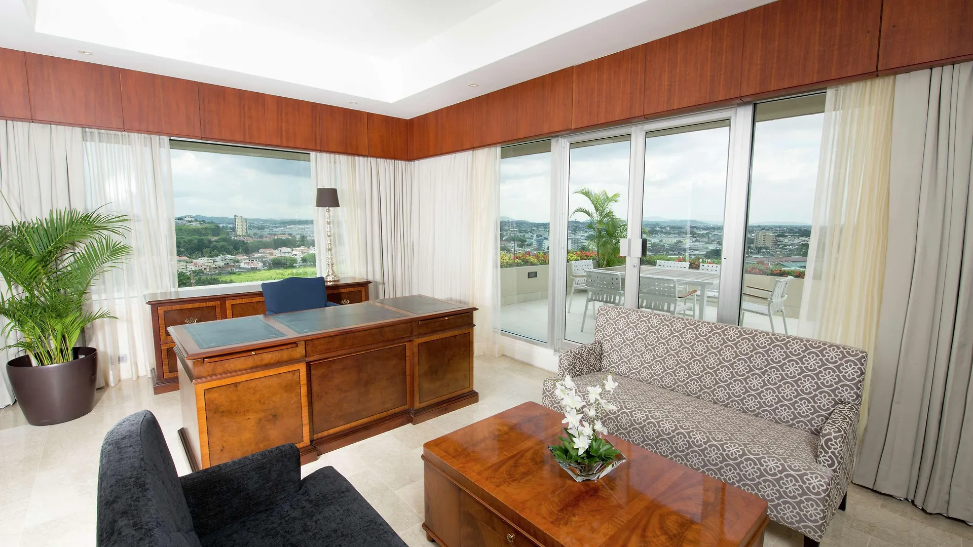 Hilton Colon Guayaquil Hotel
